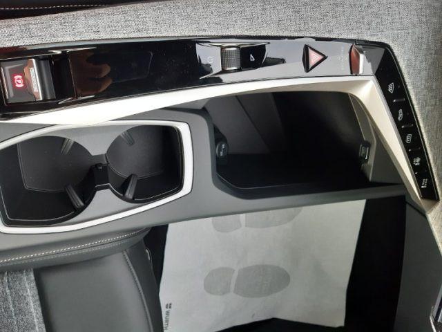 PEUGEOT 3008 Hybrid 145 e-DCS6 Allure
