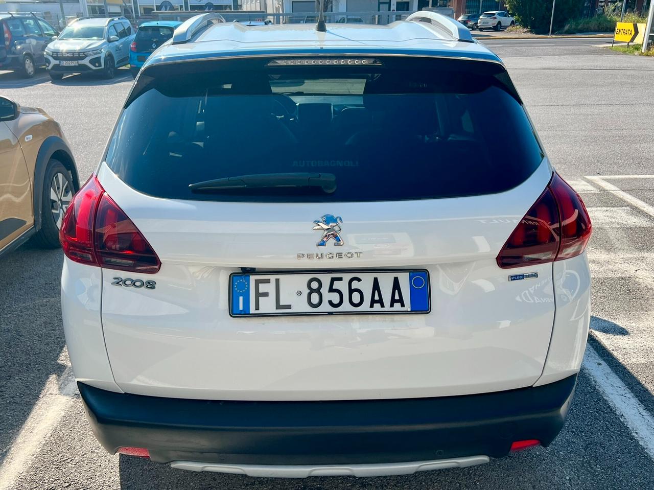 Peugeot 2008 1.2 PureTech 82 cv - 2017