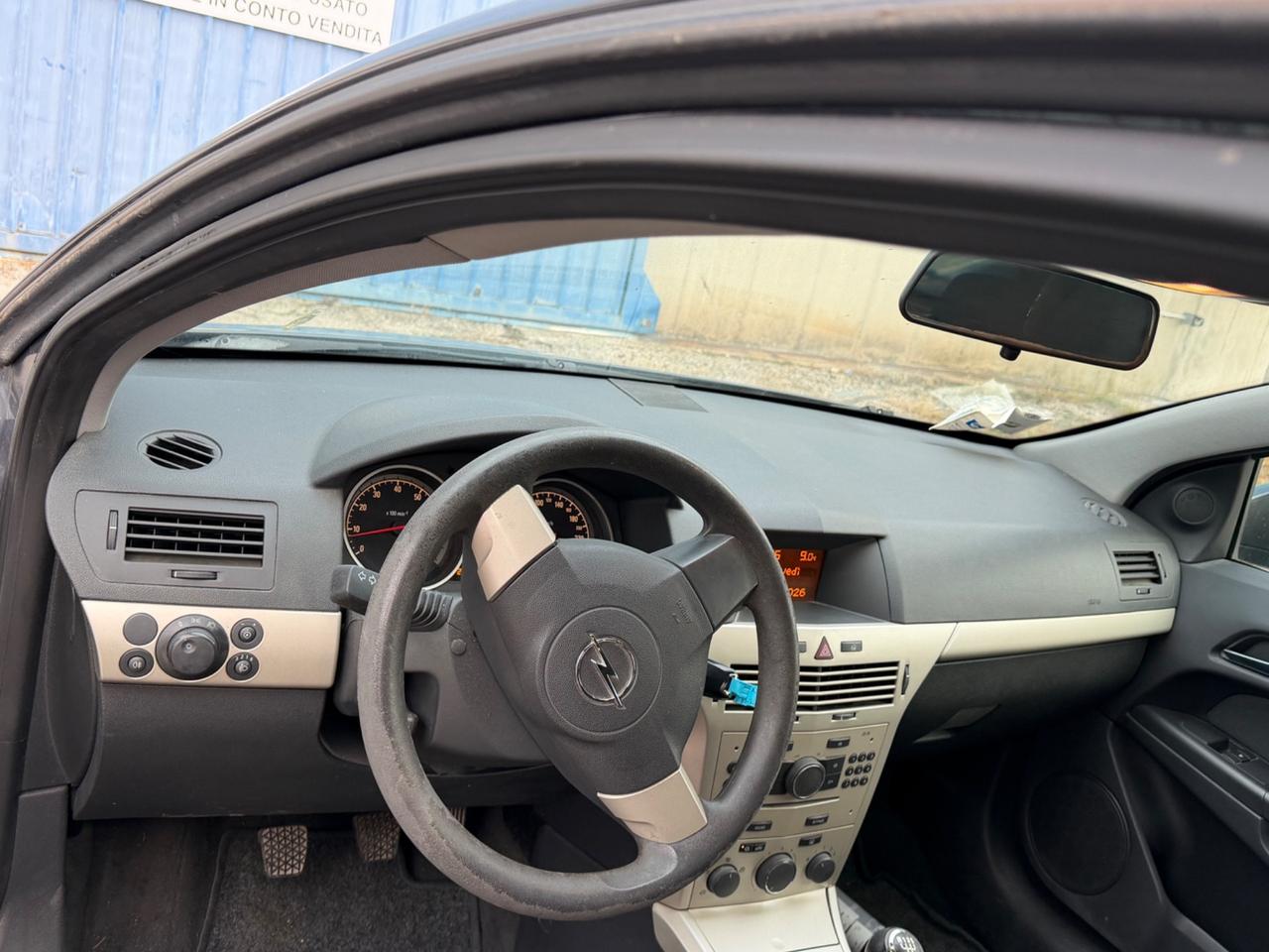 Opel Astra GTC 1.4 16V Twinport 3 porte Enjoy