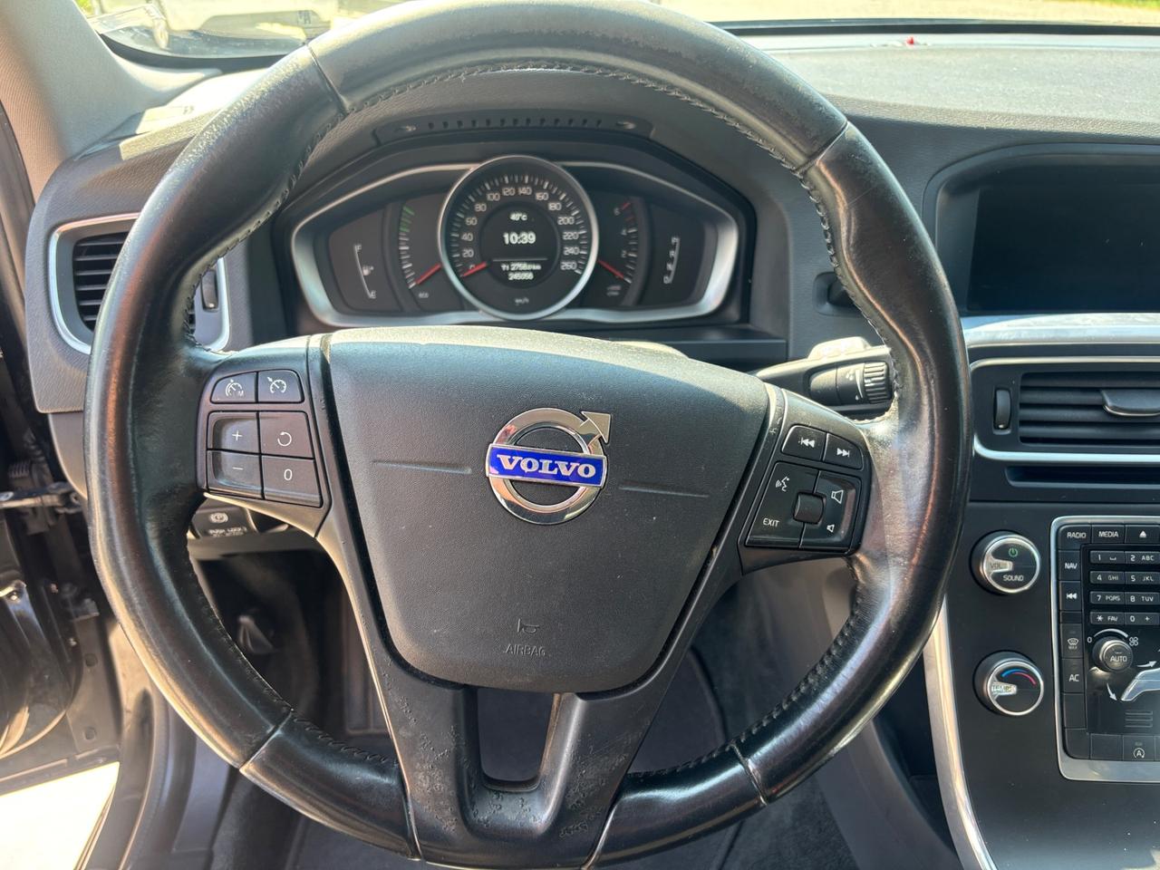 Volvo V60 D2 1.6 Powershift Momentum