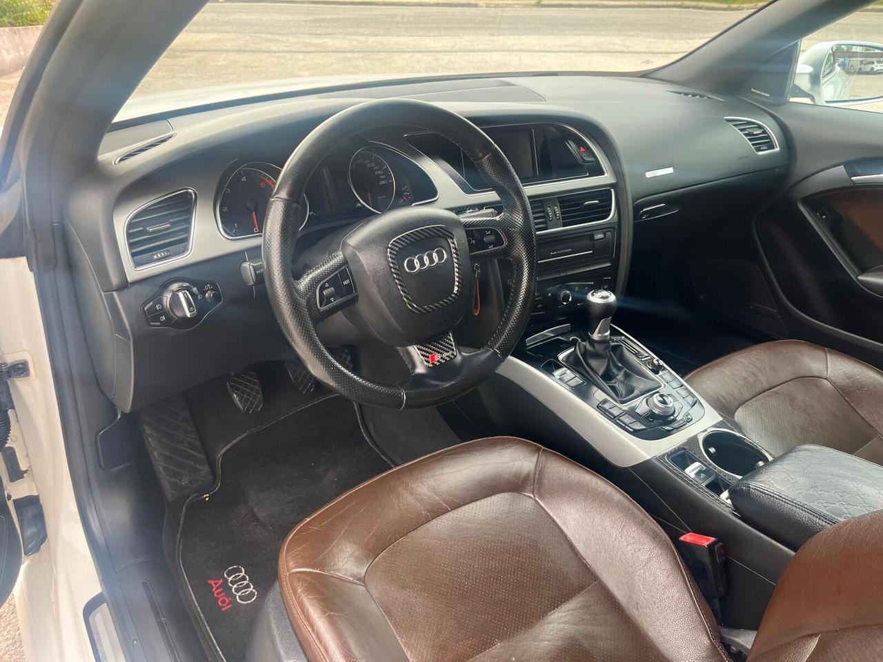 Audi A5 Cabrio 2.0 TDI F.AP. Ambiente
