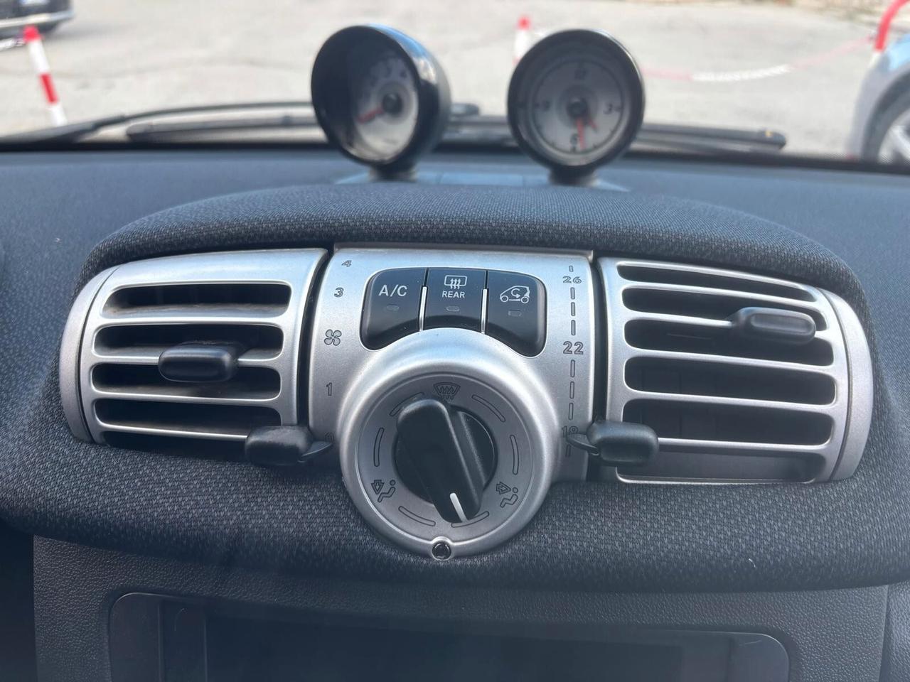 Smart ForTwo 1000 52 kW coupé passion