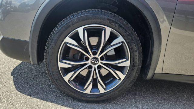 INFINITI QX30 2.2 diesel DCT AWD Premium Tech