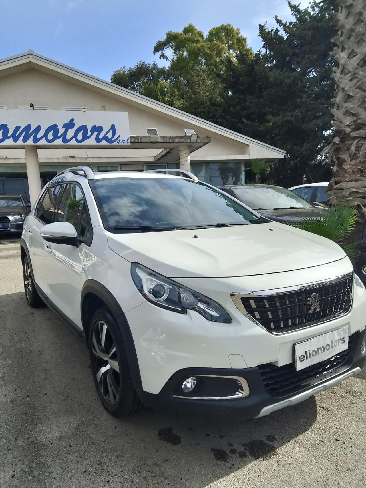 Peugeot 2008 BlueHDi 100 Allure