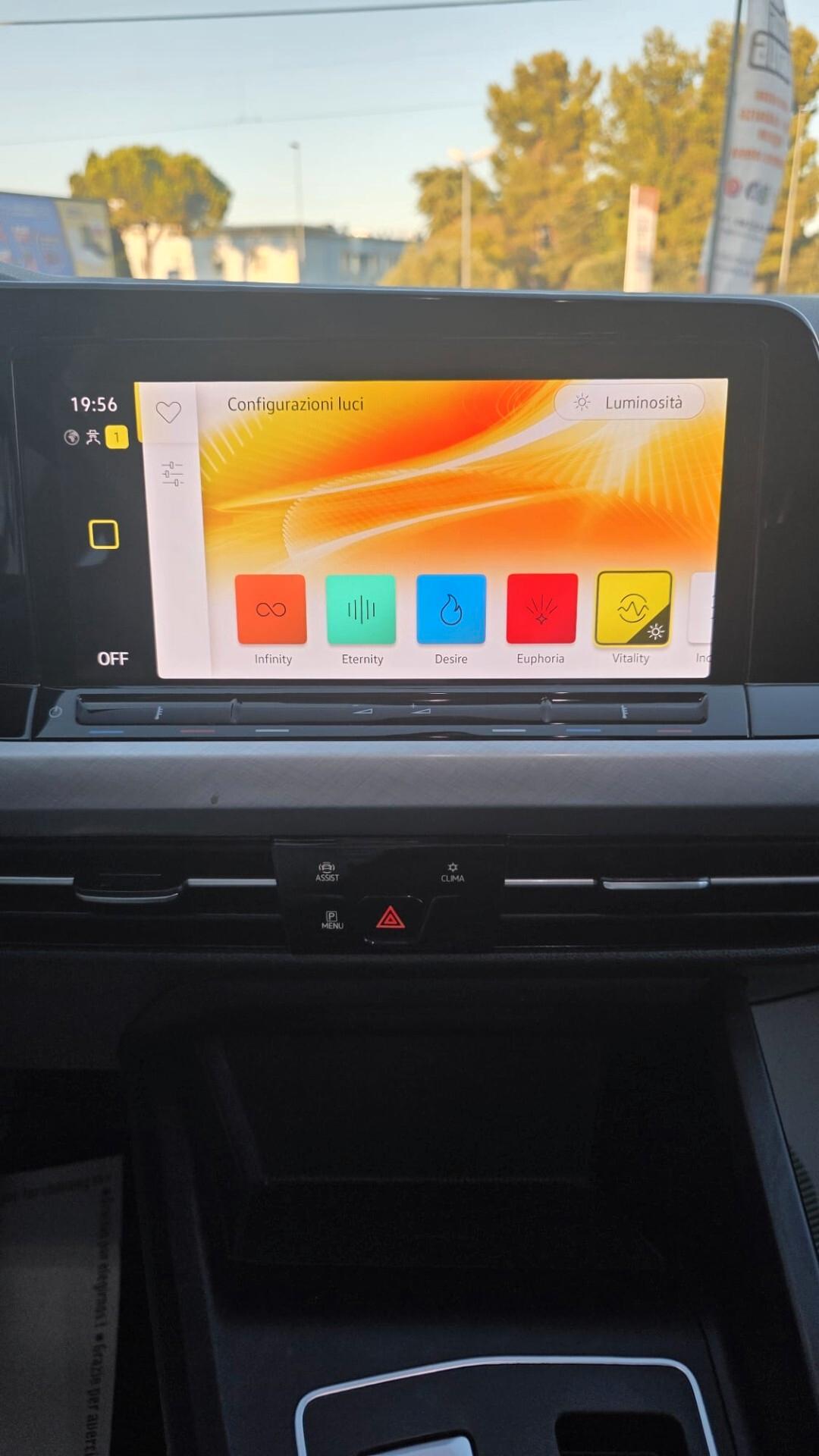 Volkswagen Golf 1.0 eTSI EVO DSG Life