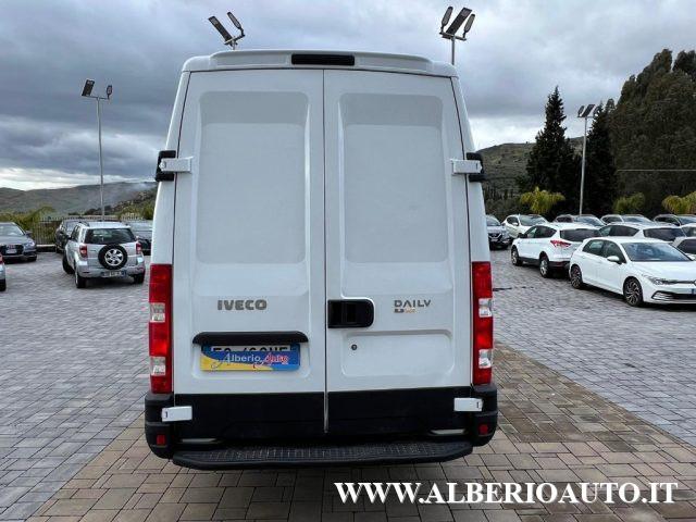 IVECO Daily PASSO CORTO TETTO ALTO 2.3 MJT