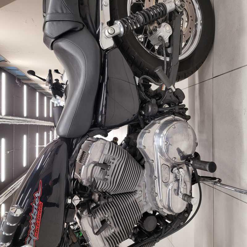 Harley-Davidson XL 883R - 2006