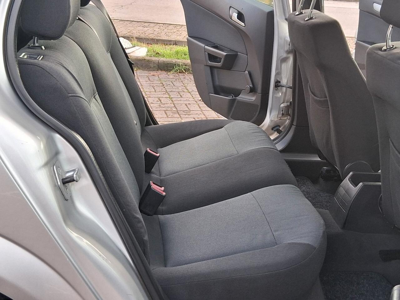 Opel Astra 1.9 CDTI 120CV Station Wagon Cosmo