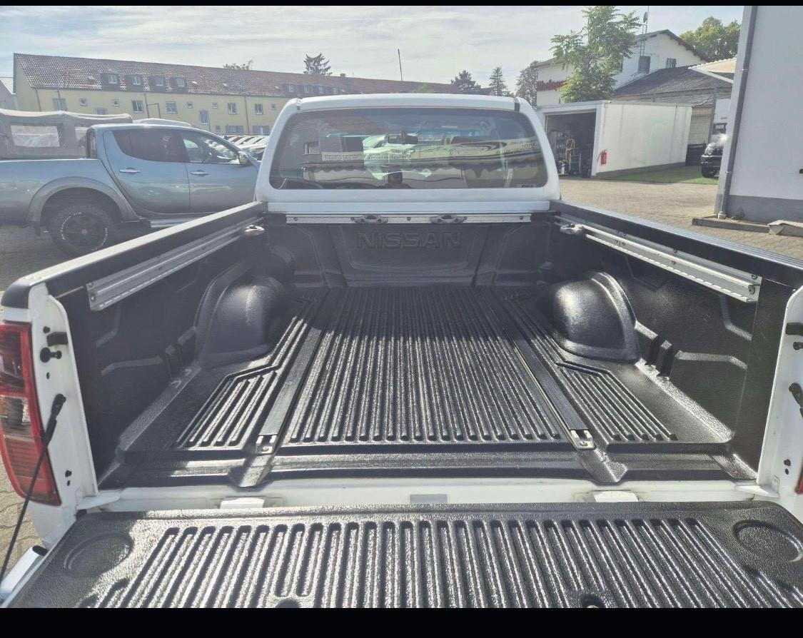 Nissan Navara 2.5 dCi 190CV 2 porte King Cab Sport