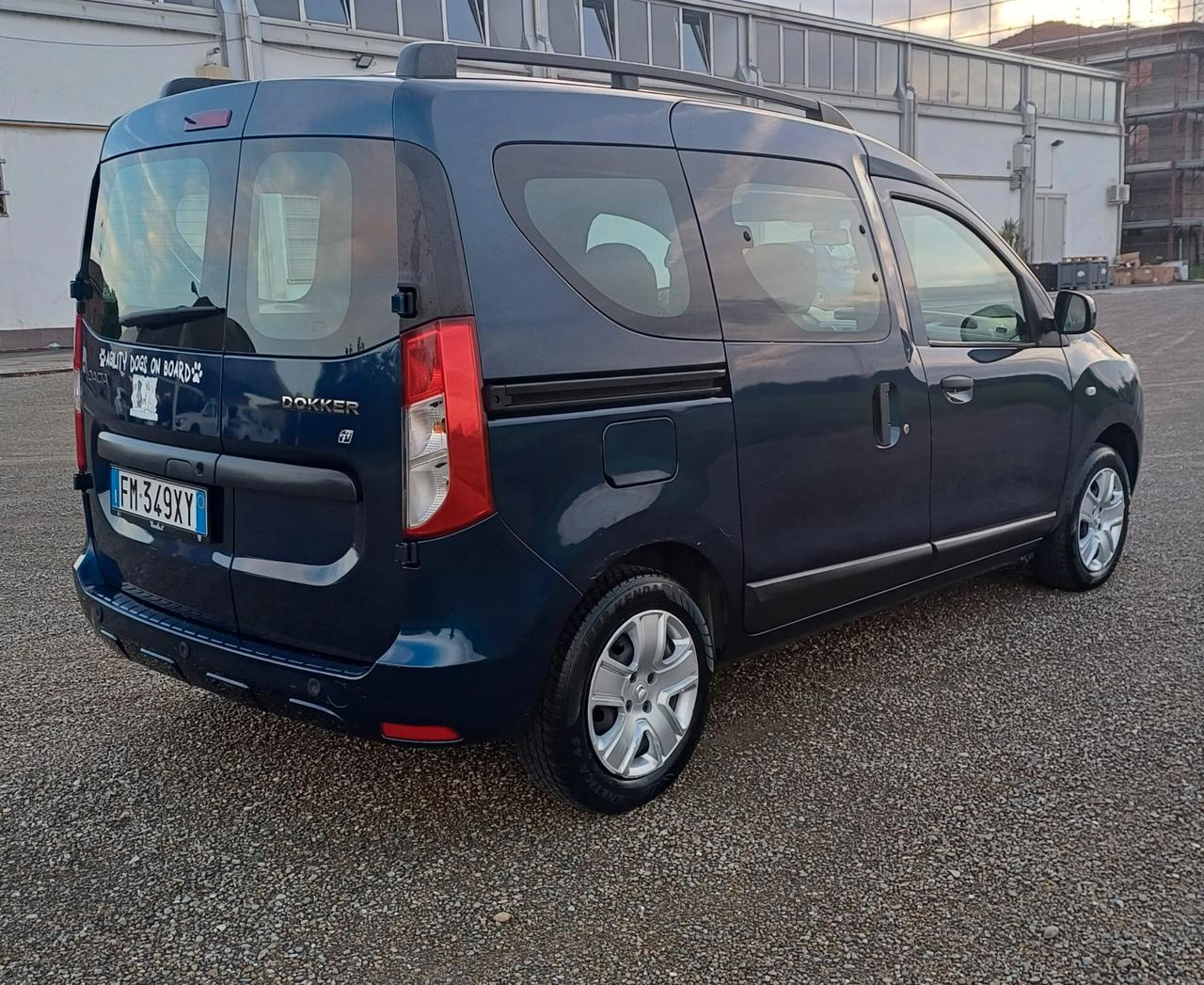 Dacia Dokker 1.6 8V 100CV Start&Stop GPL Lauréate