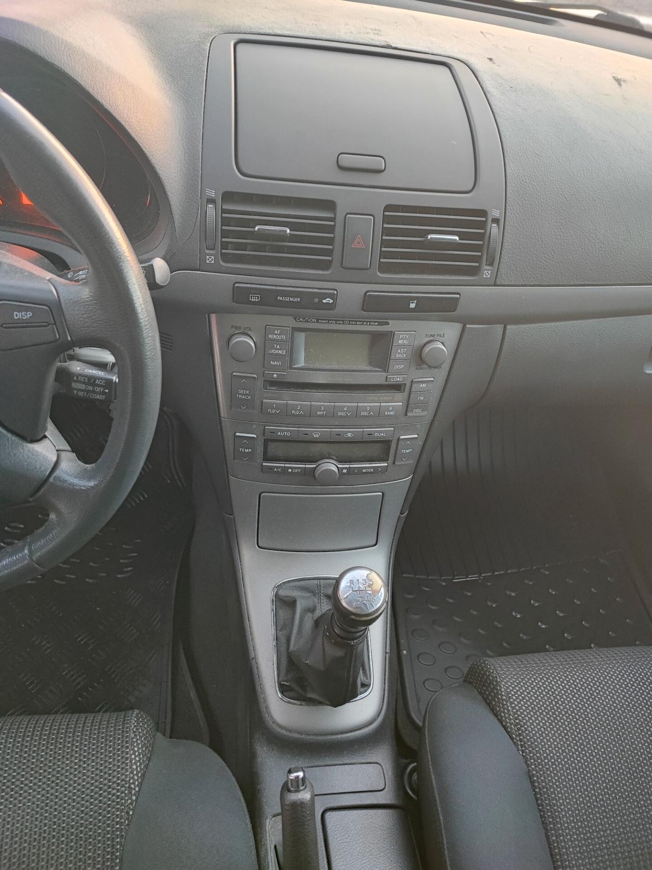 Toyota Avensis 2.0 D-4D 16V Station Wagon