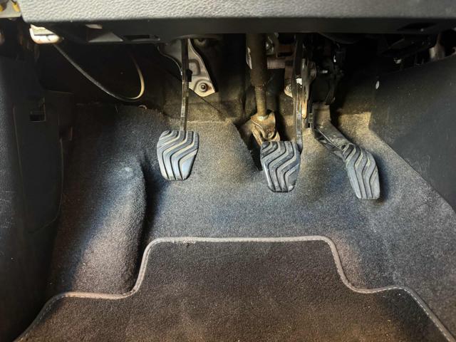 NISSAN Micra 1.0L 12V 5 porte Business