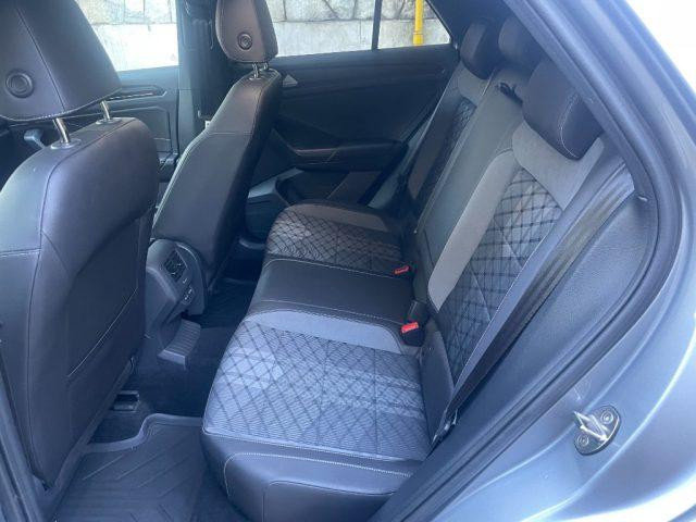 VOLKSWAGEN T-Roc 1.5 TSI ACT DSG R-Line