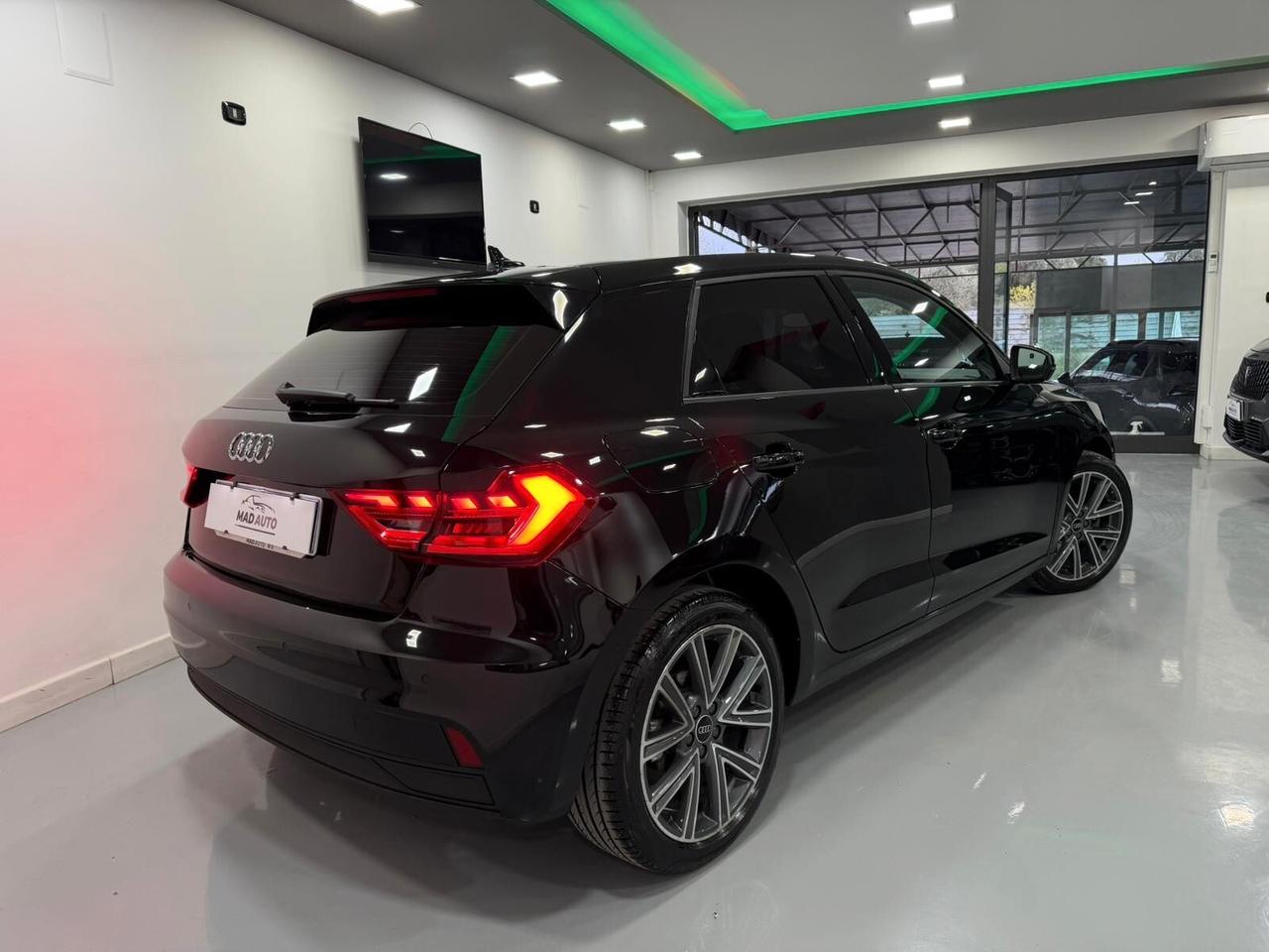 Audi A1 SPB 30 TFSI S tronic Identity Black