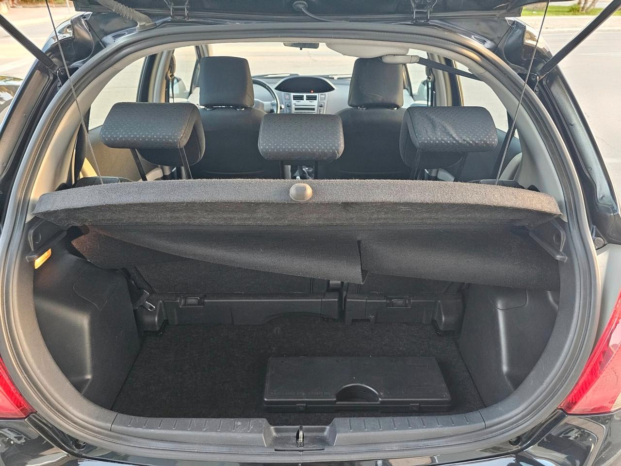 Toyota Yaris 1.4 D-4D DPF 5 porte Now