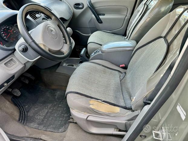 RENAULT Kangoo 1.5 dCi 90CV F.AP. 5 porte Tom To
