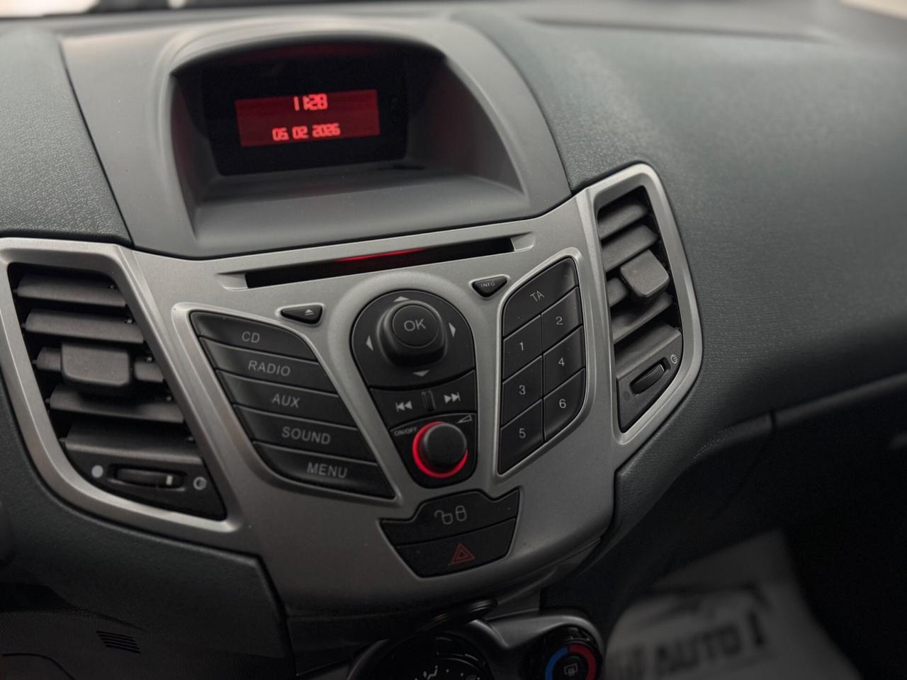 Ford Fiesta 1.2 82Cv Titanium