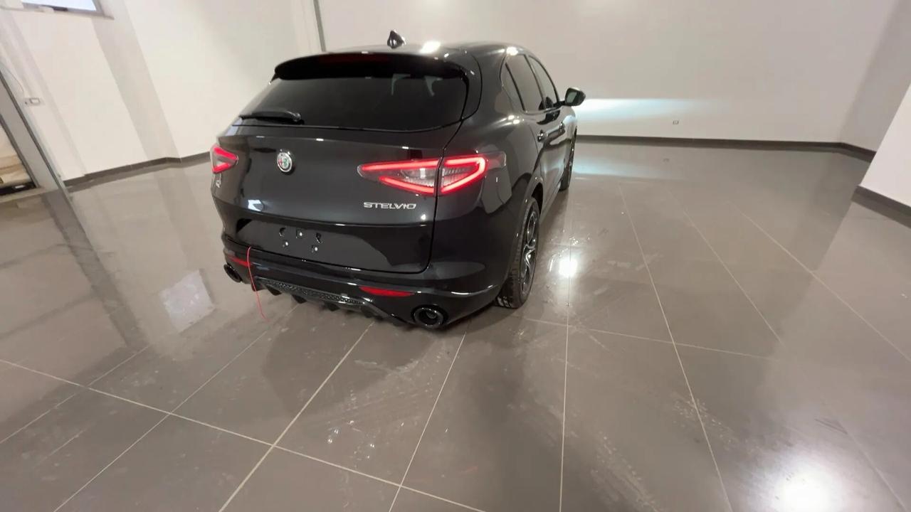 Alfa Romeo Stelvio 2.2 Turbodiesel 210 CV AT8 Q4 Veloce