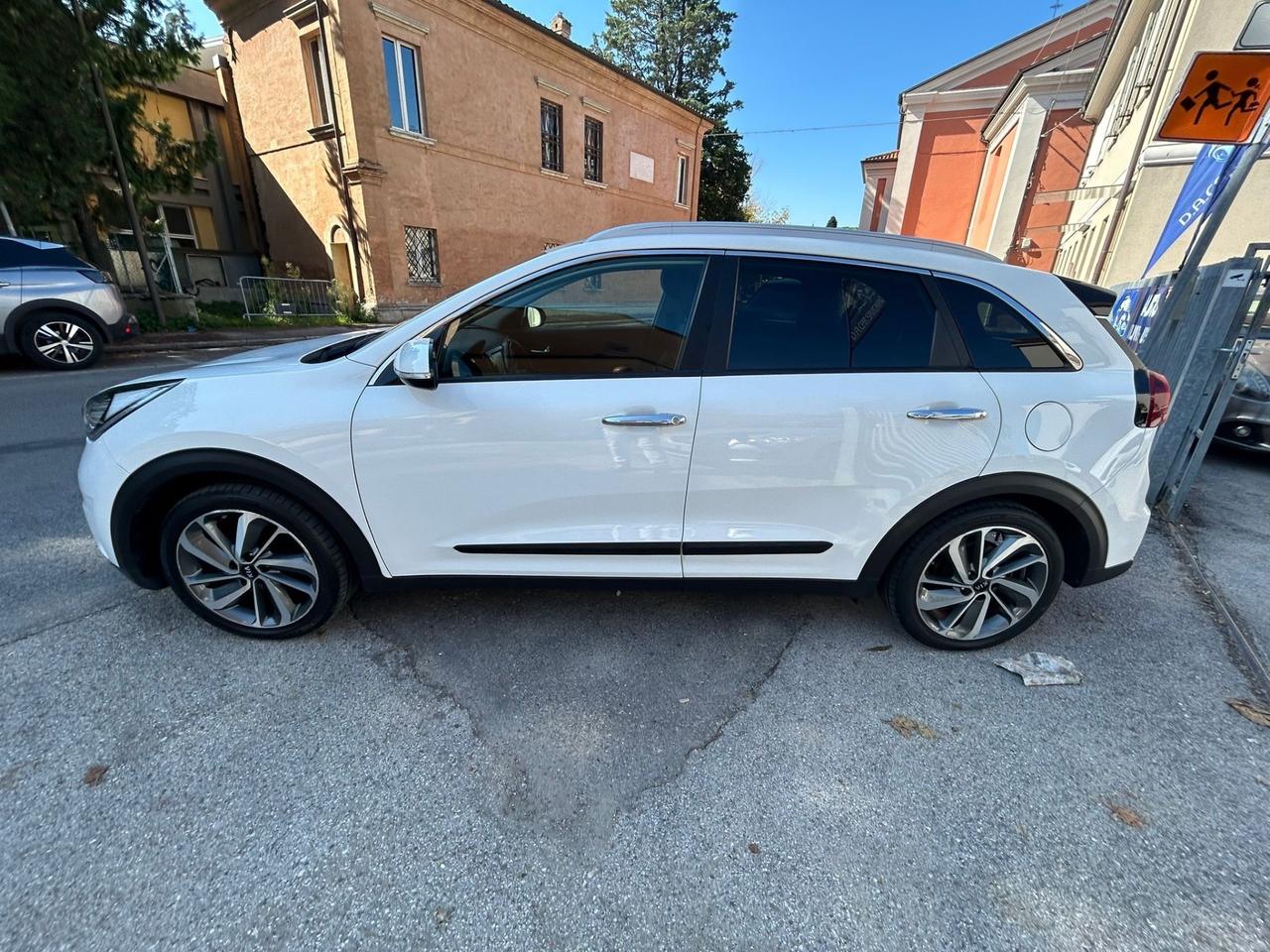 Kia Niro 1.6 GDi DCT HEV Style