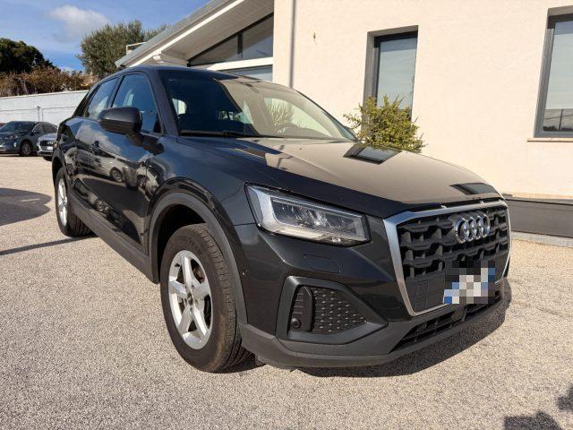 AUDI Q2 30 TDI Business