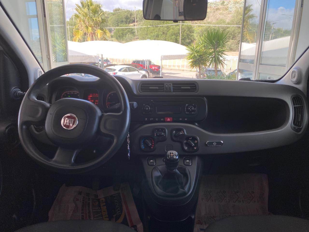 Fiat Panda 1.2 69cv LOUNGE DA VETRINA2017