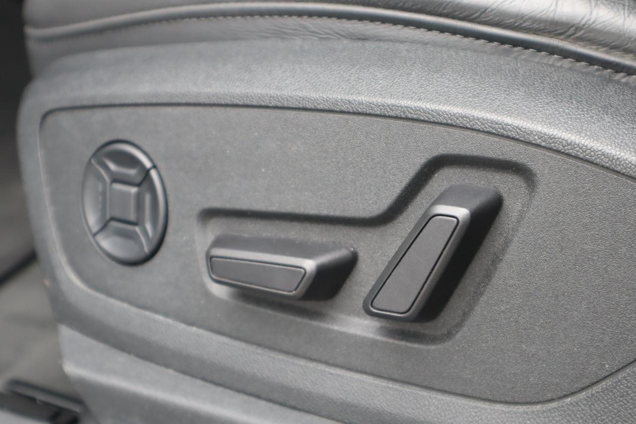 Audi e-tron 55 Quattro 408CV MATRIX HEAD-UP BANG&OLUFSEN MEMORY 360° 21"
