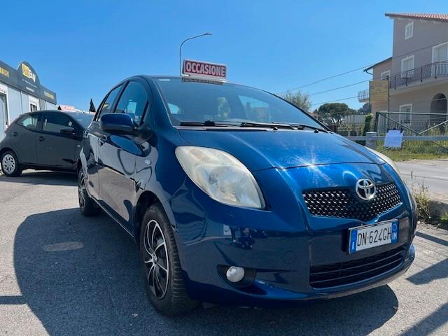 Toyota Yaris 1.3 5 porte Sol