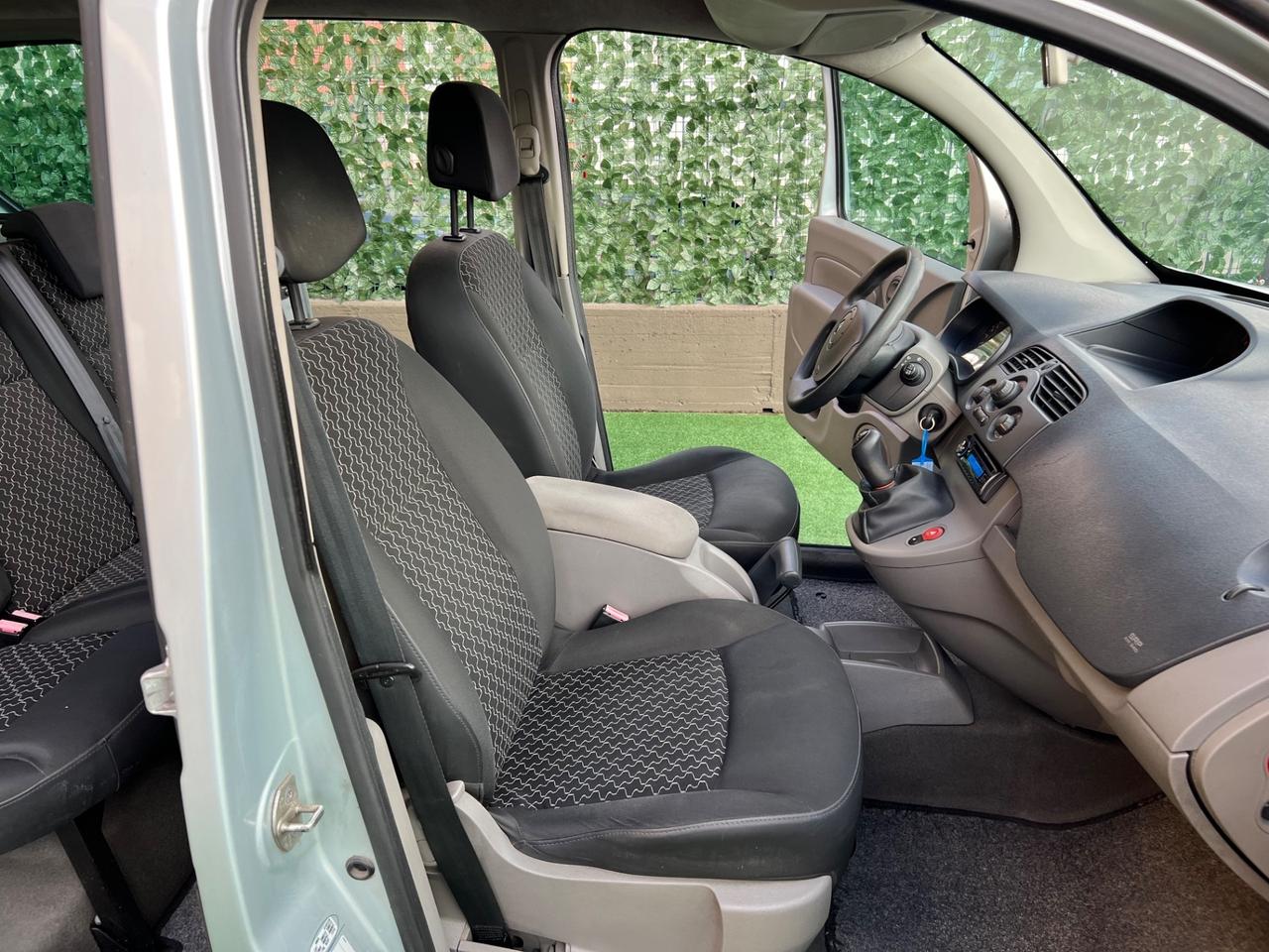 Renault Kangoo 1.5 dCi 75CV F.AP. AUTOCARRO