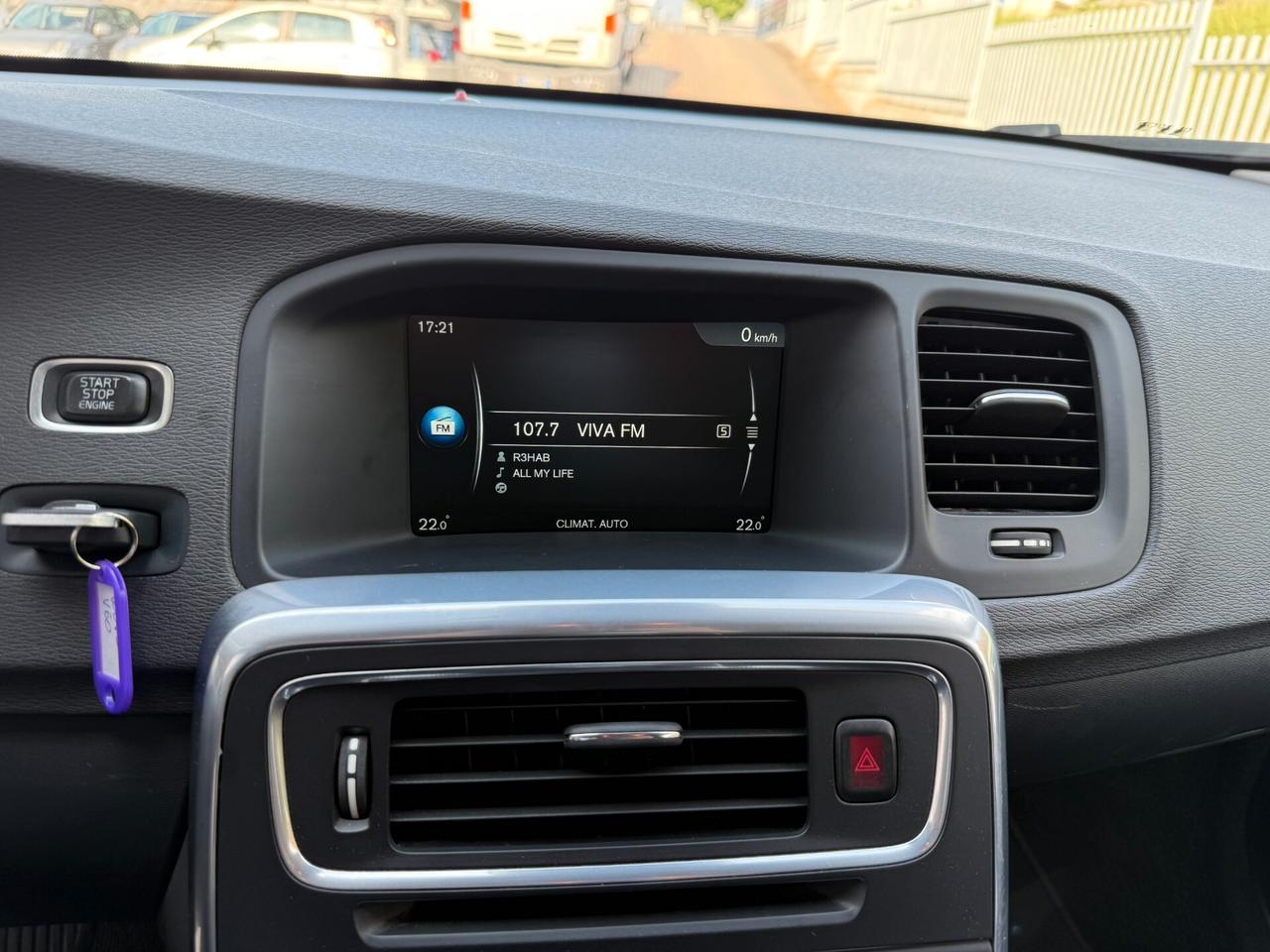 Volvo V60 D2 1.6 Powershift Kinetic