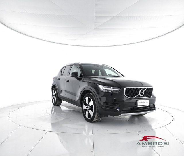 VOLVO XC40 T3 Geartronic Momentum