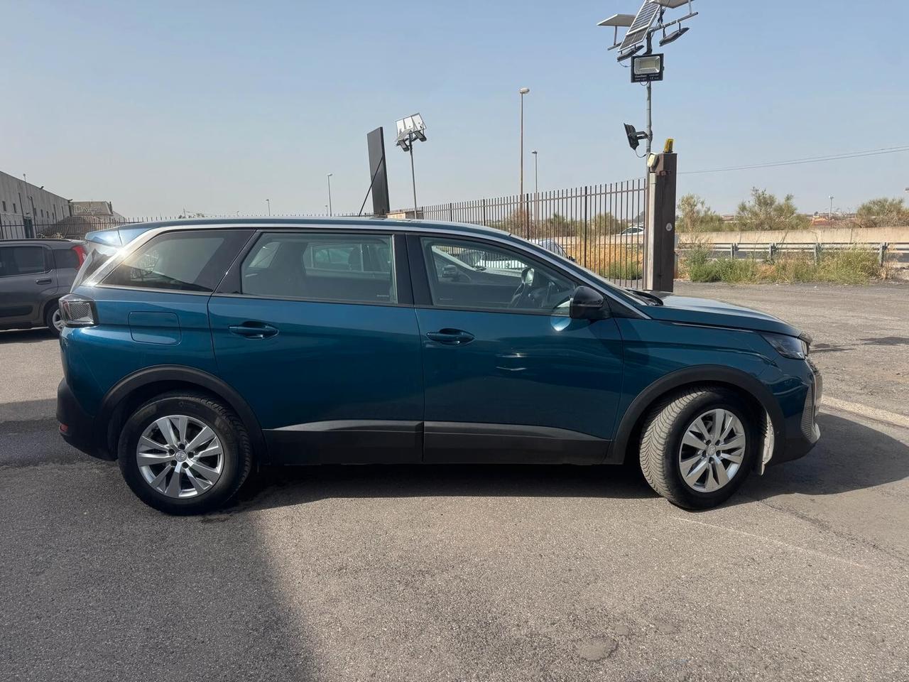 Peugeot 5008 BlueHDi 130 Allure 7 POSTI - 2022