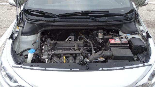 HYUNDAI i20 Coupé 1.2 84 cv, 3p, "Sport", Garanzia...