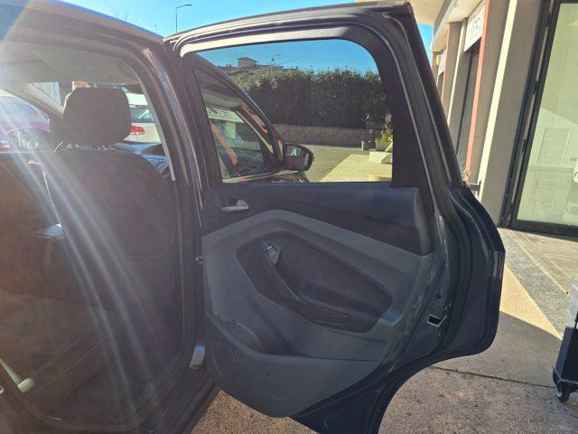 FORD C-Max 2.0 TDCi 115CV Powershift Titanium Navi PDC TEL