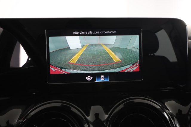 MERCEDES-BENZ CLA sse GLA GLA 180 d Automatic Business