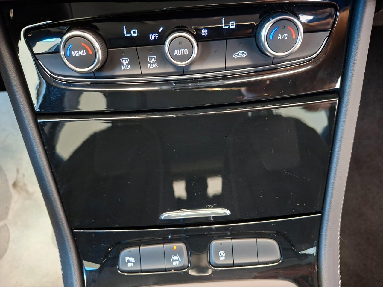 Opel Grandland 1.5 diesel Ecotec aut. Business Elegance