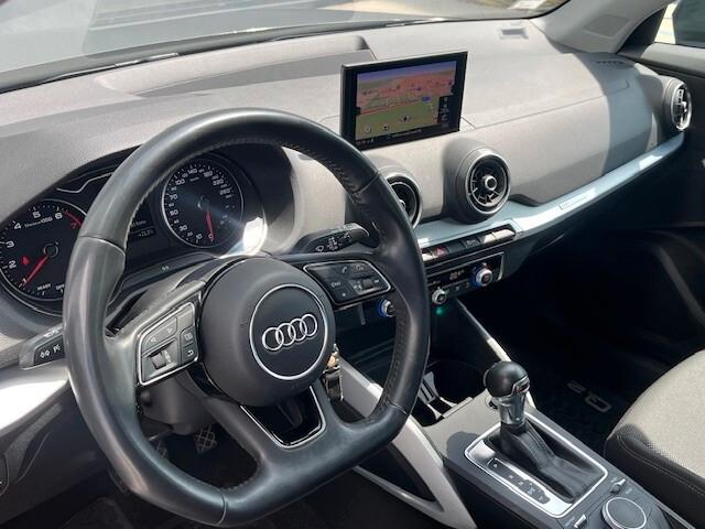 Audi Q2 35 TFSI S tronic Business Design