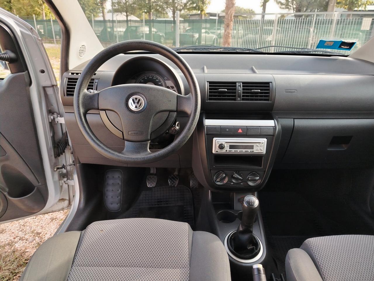 Volkswagen Fox 1.4 Sport BiFuel G