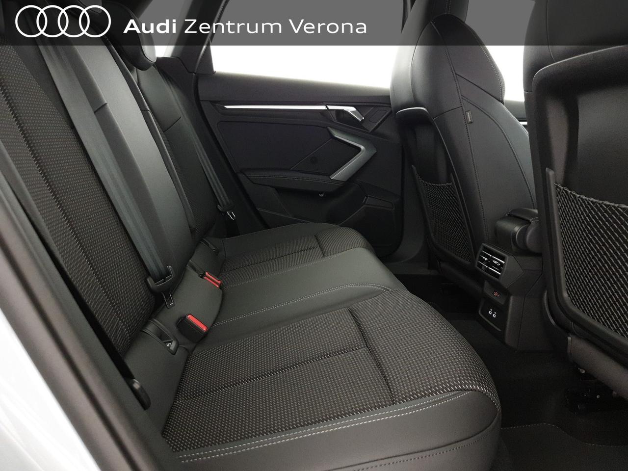Allstreet 35TFSI 150CV S tronic Identity Contrast