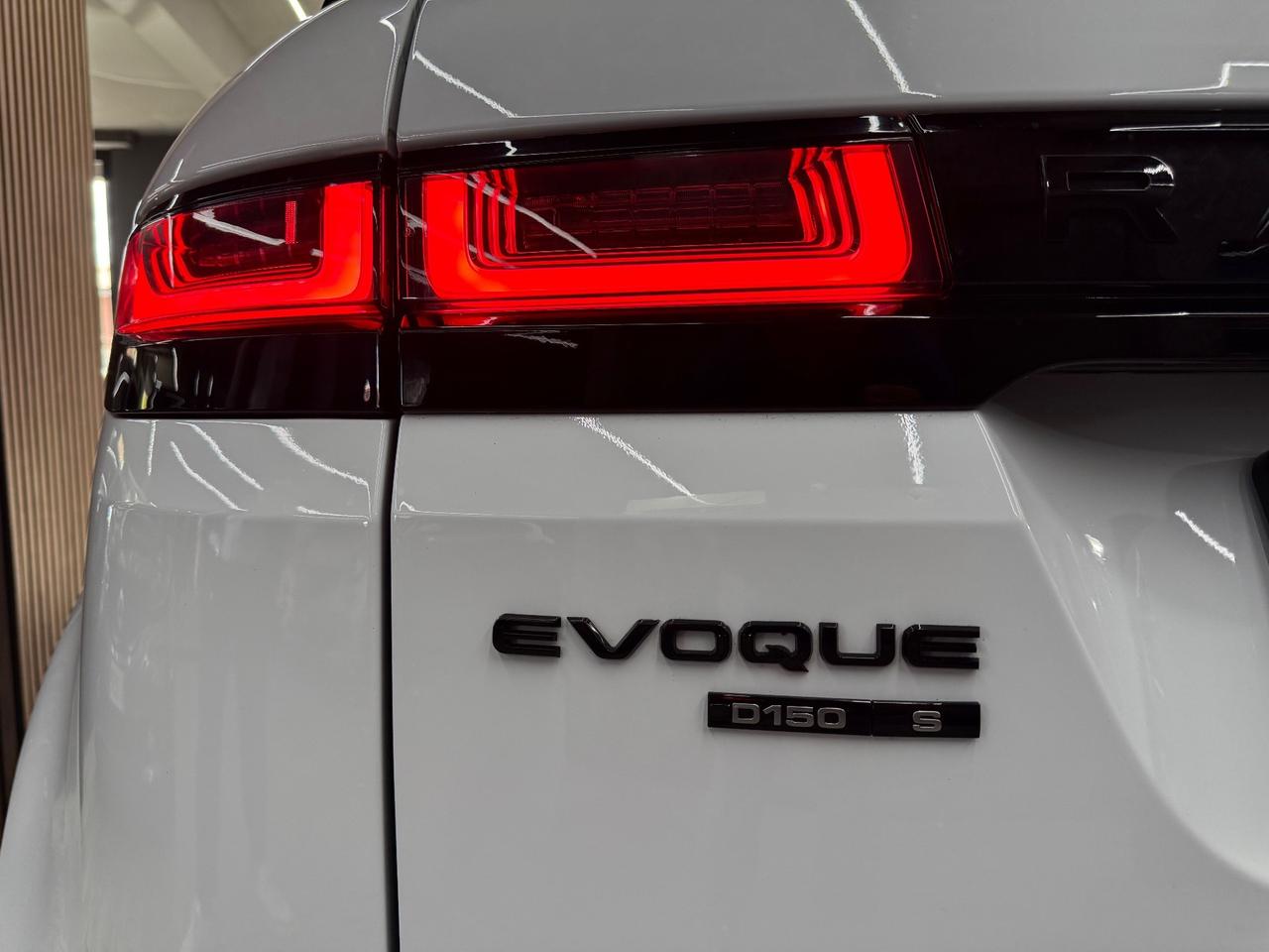 Land Rover Range Evoque 2.0D I4-L.Flw 150 CV AWD Auto R-Dynamic S TETTO