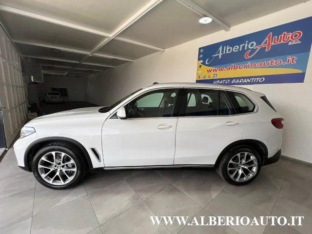 BMW X5 xDrive30d xLine TETTO + PACCHETTO INDIVIDU 12/2018