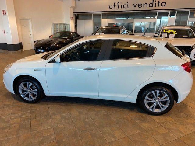 ALFA ROMEO Giulietta 1.4 Turbo 120 CV GPL "NEOPATENTATI"