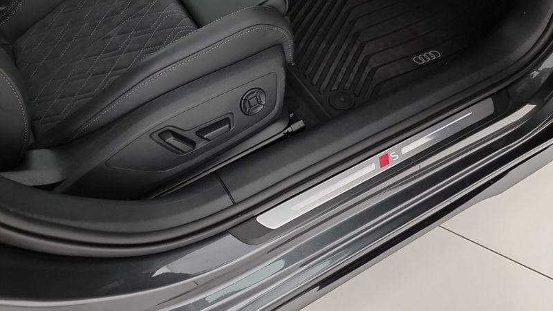 Audi A5 Avant TDI 150 kW quattro S tronic mHEV+ S Line edition