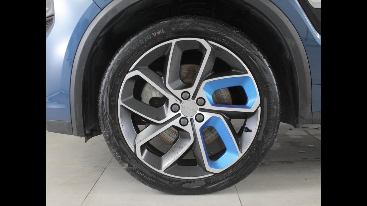 Lynk & Co 01 - 01 1.5 td phev auto