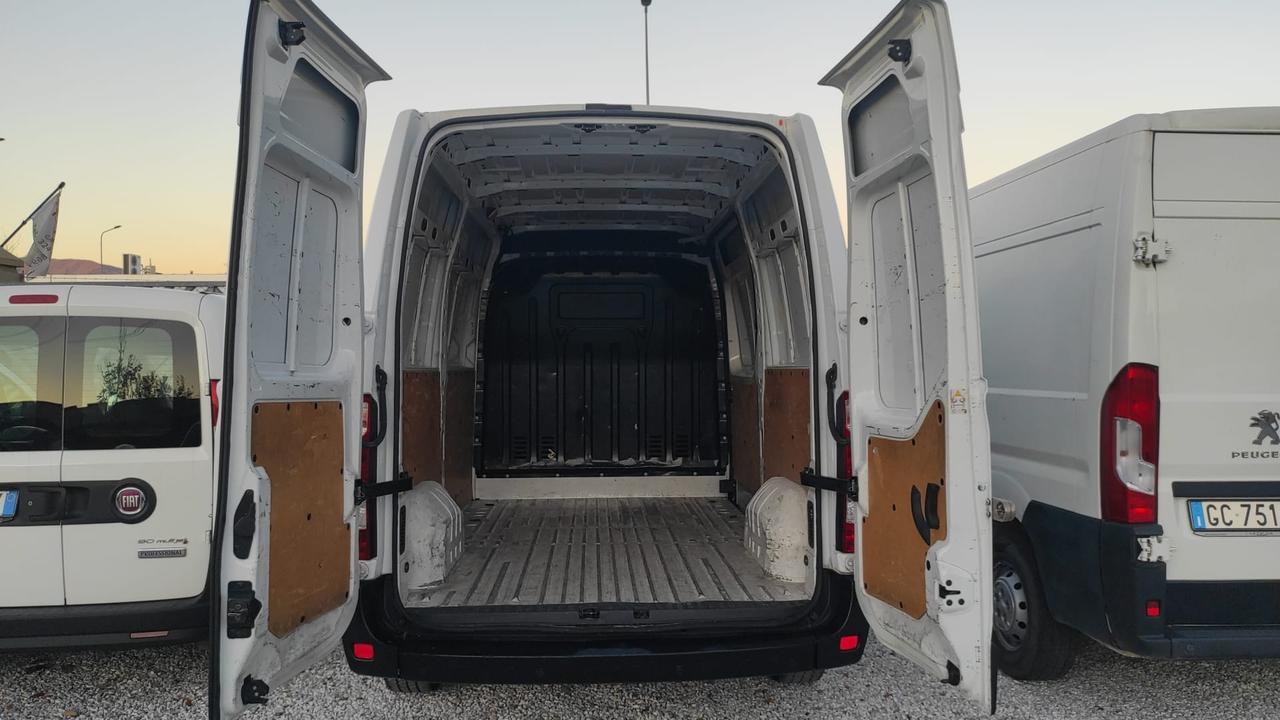 Renault Master T35 2.3 dCi/130CV Iva Compresa