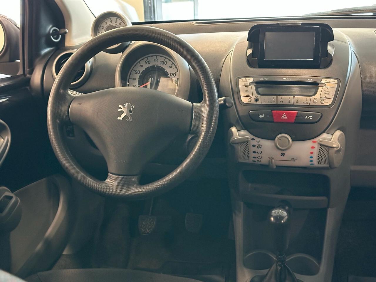 Peugeot 107 1.0 68CV 5p. Plaisir