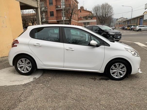 Peugeot 208 1.4 HDi 68 CV 5 porte Active