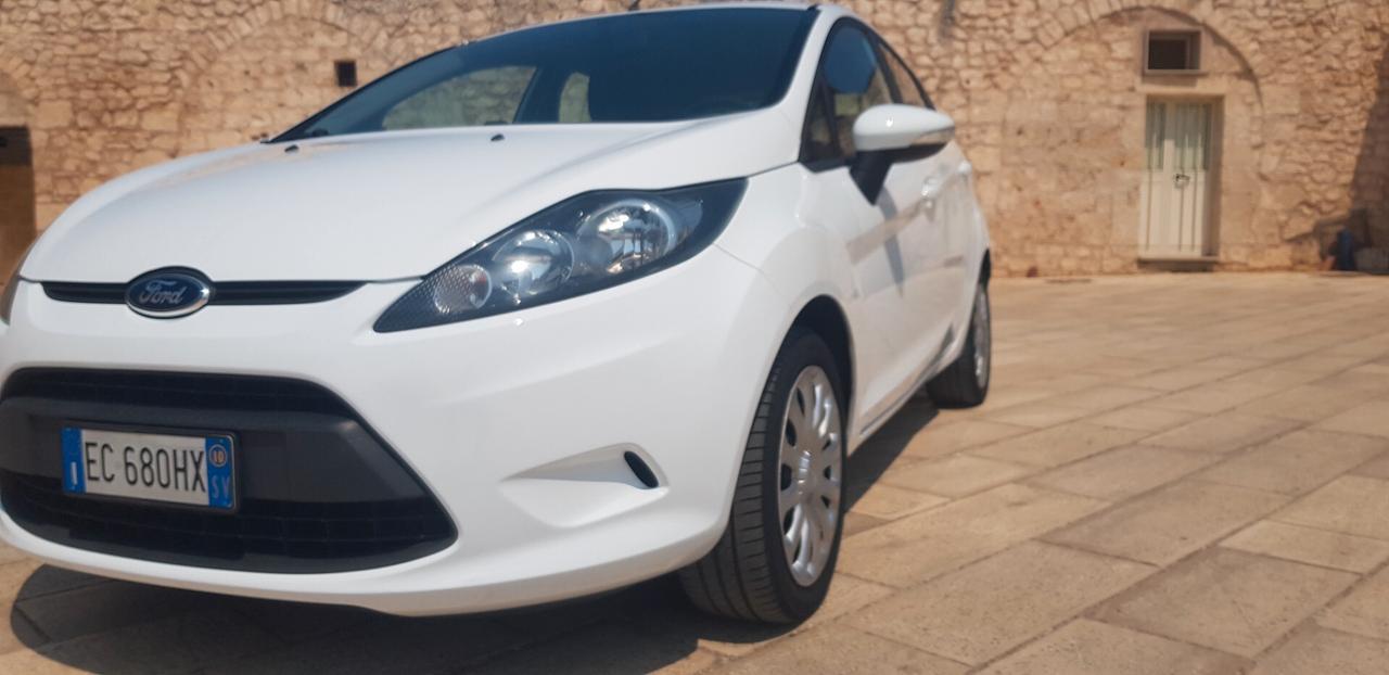Ford Fiesta 1.4 TDCi 70CV 5 porte Titanium UNICO PROPRIETARIO