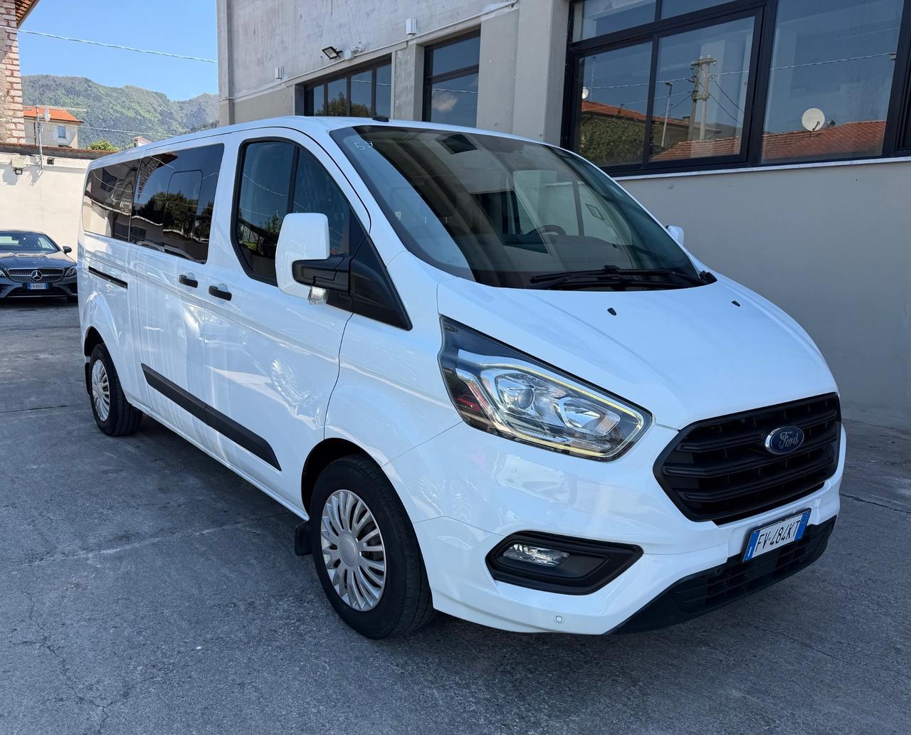 Ford Transit Custom 9 Posti passo lungo 320 2.0 TDCi 130 aut. PL Furgone Trend