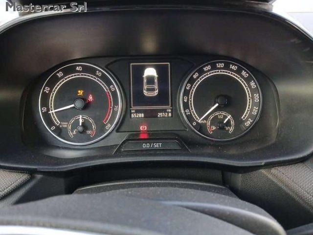 SKODA Fabia NEOPATENTATI 2022 1.0 mpi evo Ambition TG: GM101VP