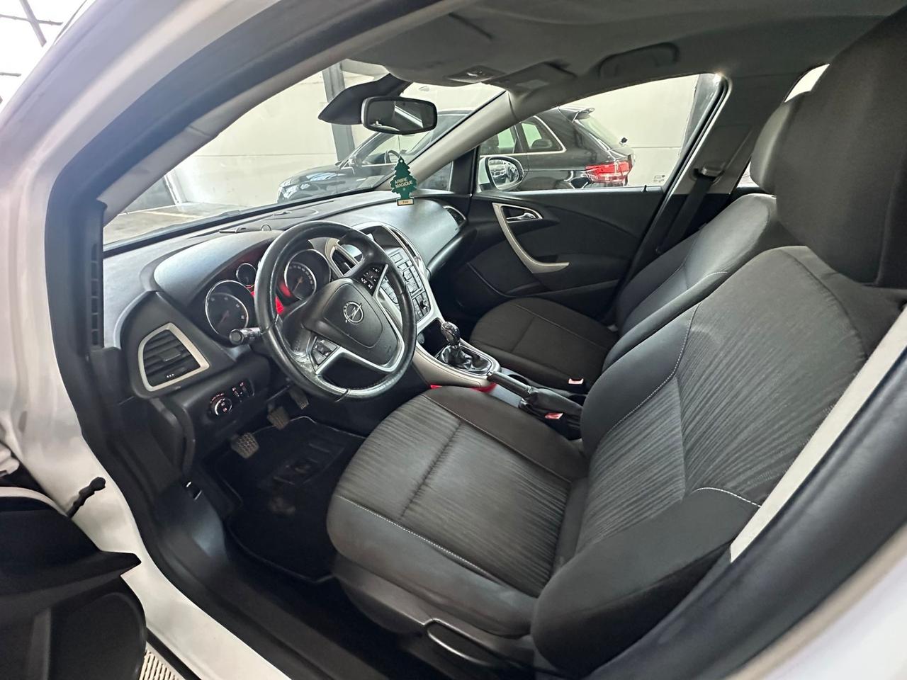 Opel Astra 1.7 CDTI 110CV 5 porte Cosmo